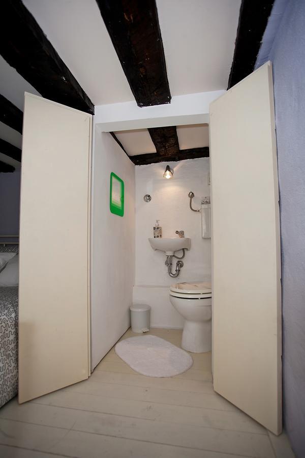 Aurora Tiny Apartment *
